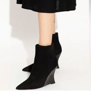New ▶️ Tory Burch ◀️ Sculpted Wedge Ankle Suede Black Booties Size 6.5